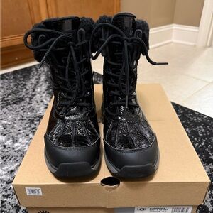 UGG Adirondack III Patent Boots size 8